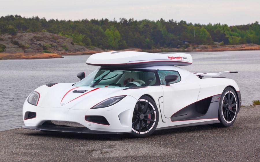  Koenigsegg Agera R (7083) 2011 года  (WW) (фото 23 из 27)